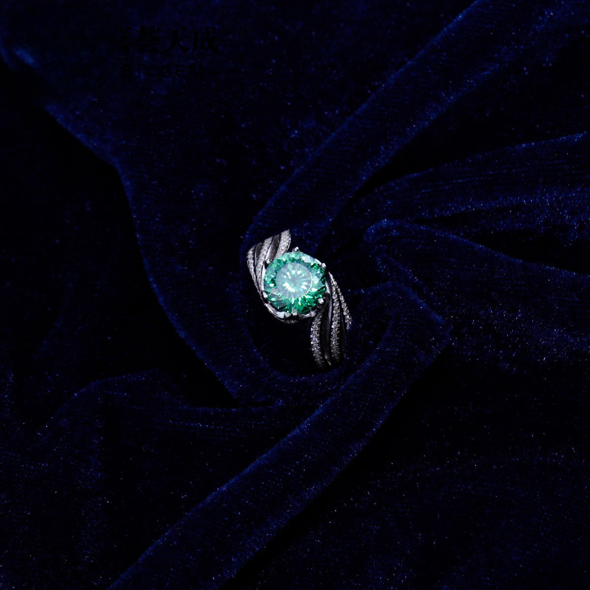 What Is Moissanite? A Complete Guide to D-Color Moissanite and Why It’s Worth Choosing