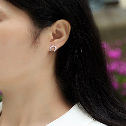 Thursday Horseshoe Moissanite Earrings