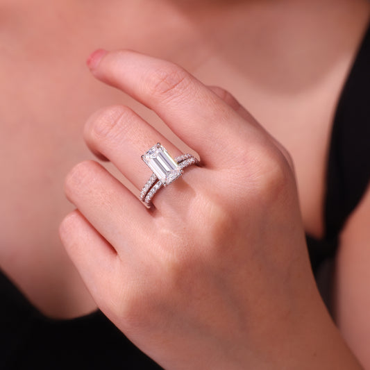 Vega Emerald Moissanite Stacking Ring Set